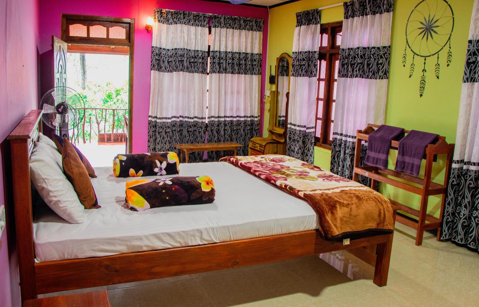 Nine Arch Homestay Ella Esterno foto