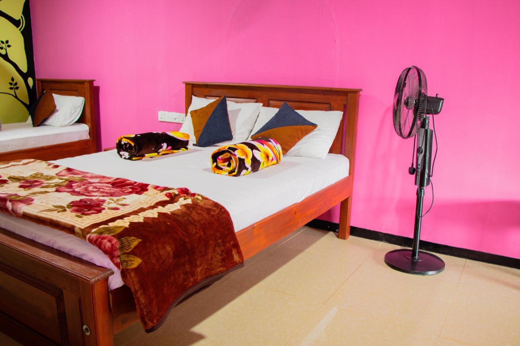 Nine Arch Homestay Ella Esterno foto